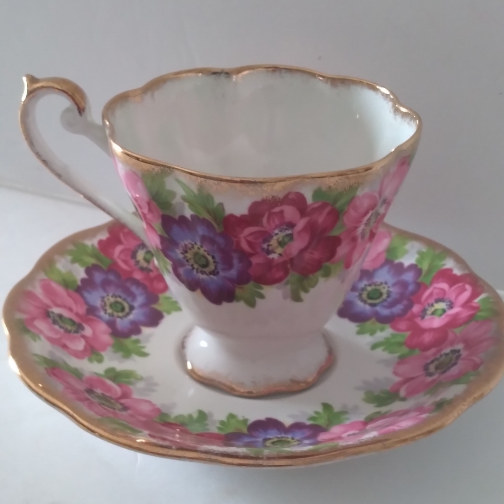 Carmen Royal Standard Cup & Saucer Floral Gold Trim